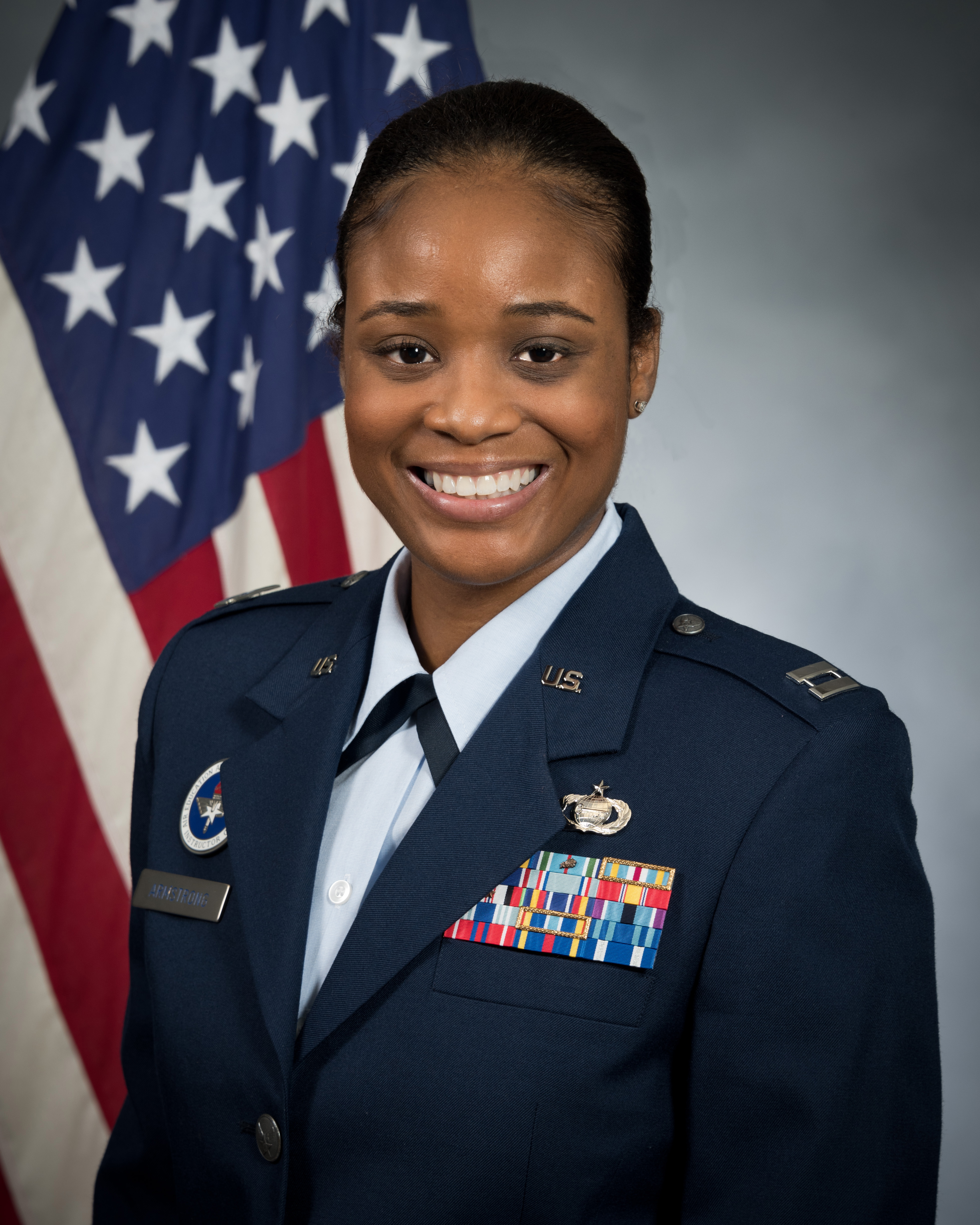 Capt E. Armstrong