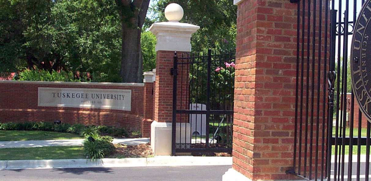 Lincoln Gates, main entrance to Tuskegee University campus