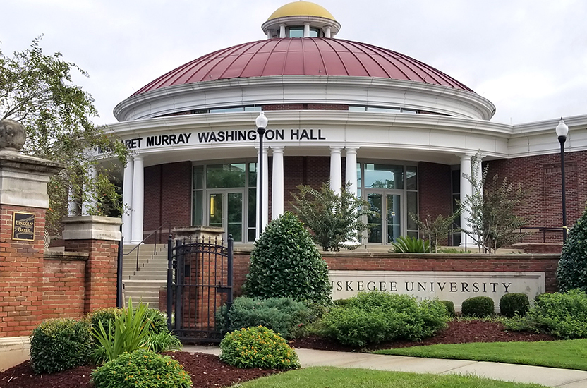 Picture of Margaret Murray Washington Hall on campus