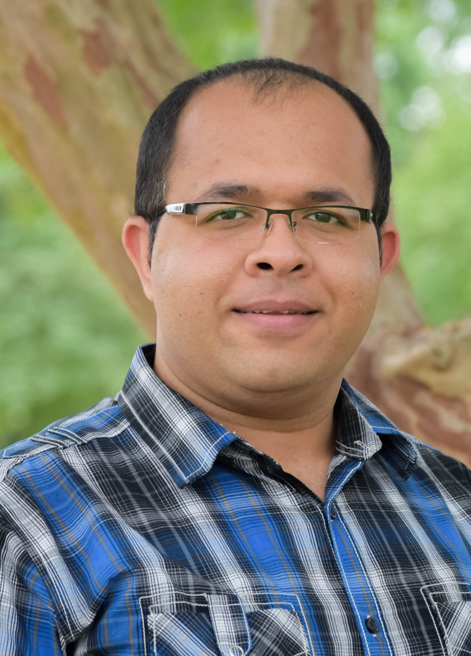 Dr. Iman Hassani headshot