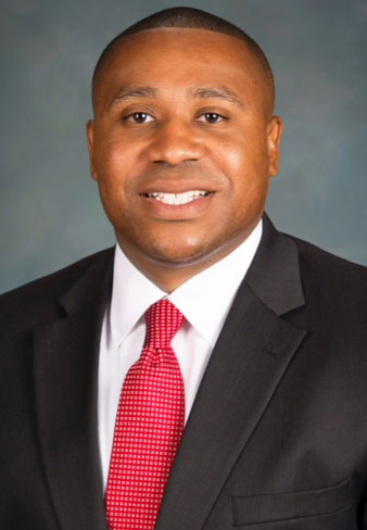 Jonathan Porter headshot