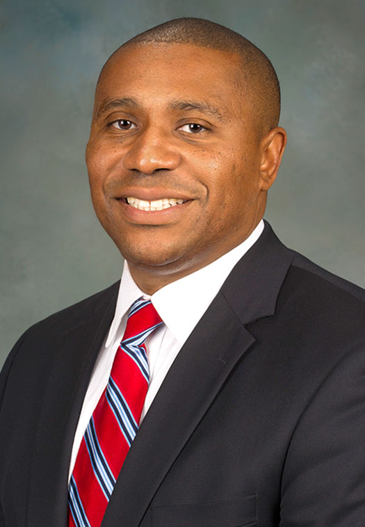 Jonathan Porter headshot