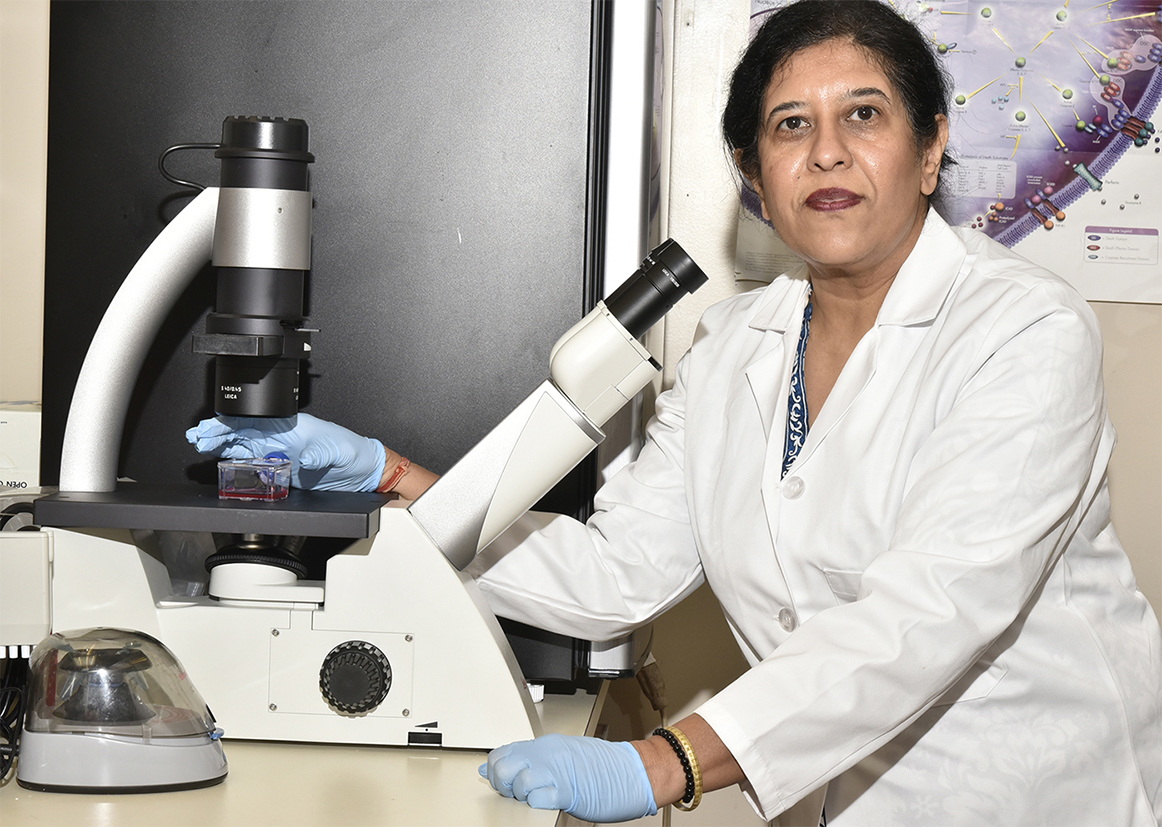 Dr Deepa Bedi in lab