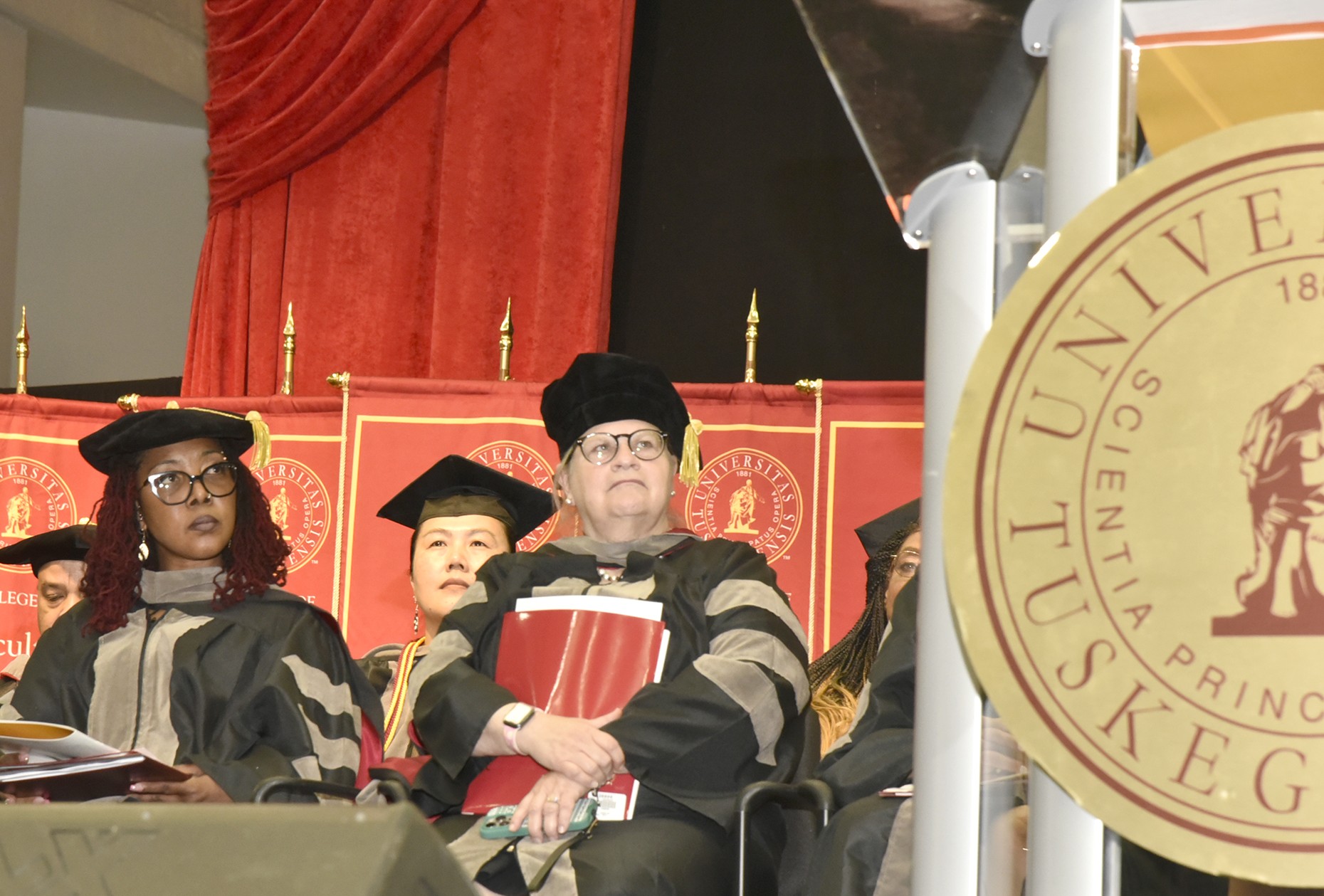 TVMAA Pres. Dr. Fuller and ALVMA Pres. Dr. Authement.