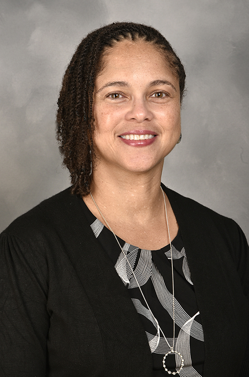 Dr. Ebony Gilbreath headshot