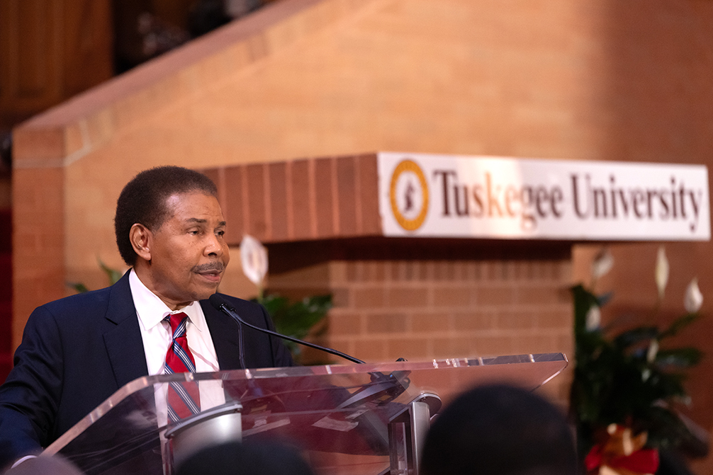 Dr. Bill Winston speaks during Ecumenical Service at the TU Chapel