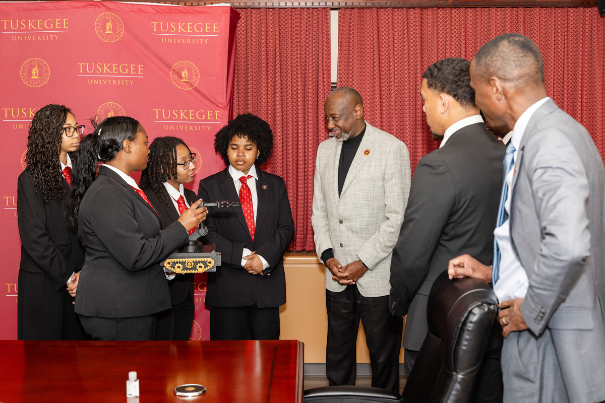 AMIE students with President Brown