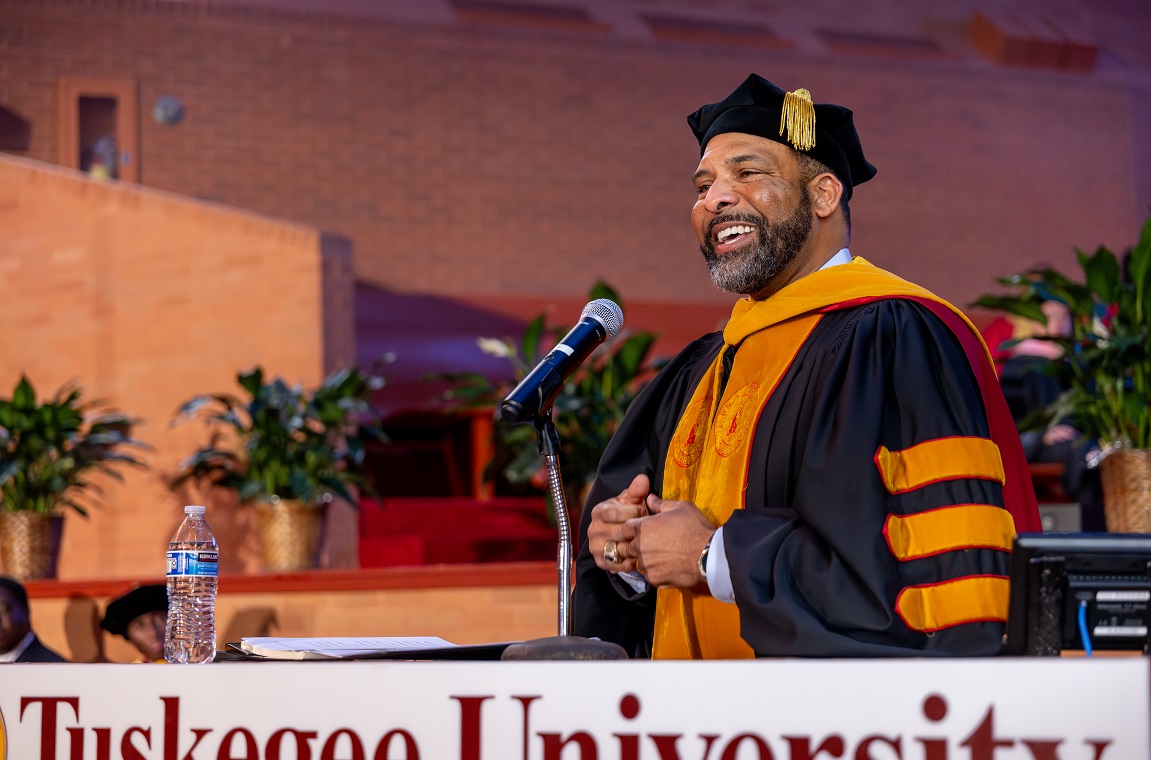 Tuskegee students encouraged to grow where they are planted during 25th Annual George Washington Carver Convocation 