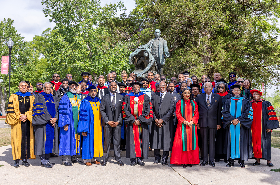 Dr. Brown, Dean Duffie and program participants