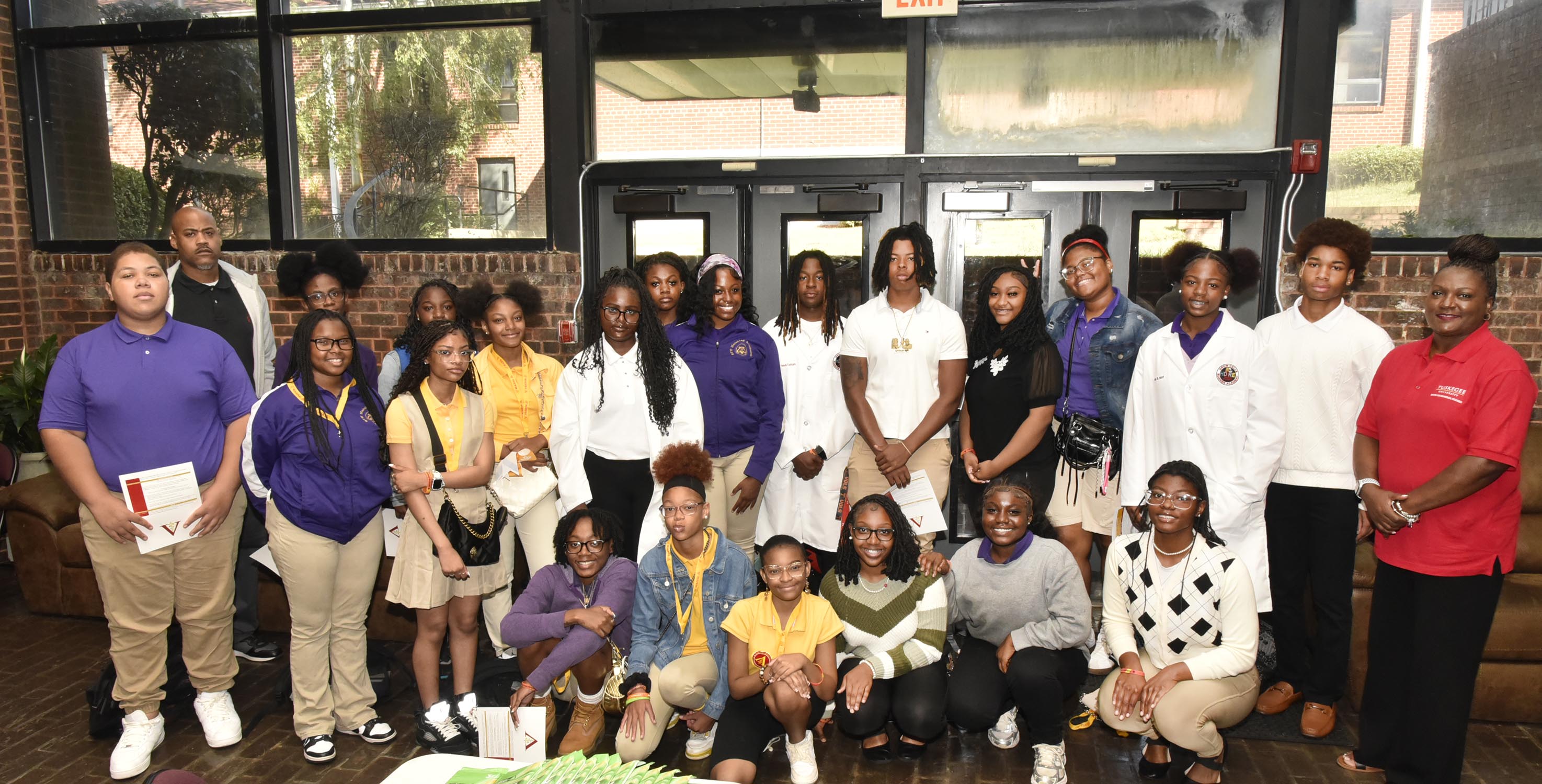 BBTW High School students and advisors at the Symposium