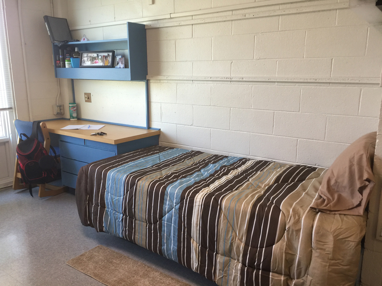 Bethune Hall inside picture of dorm room